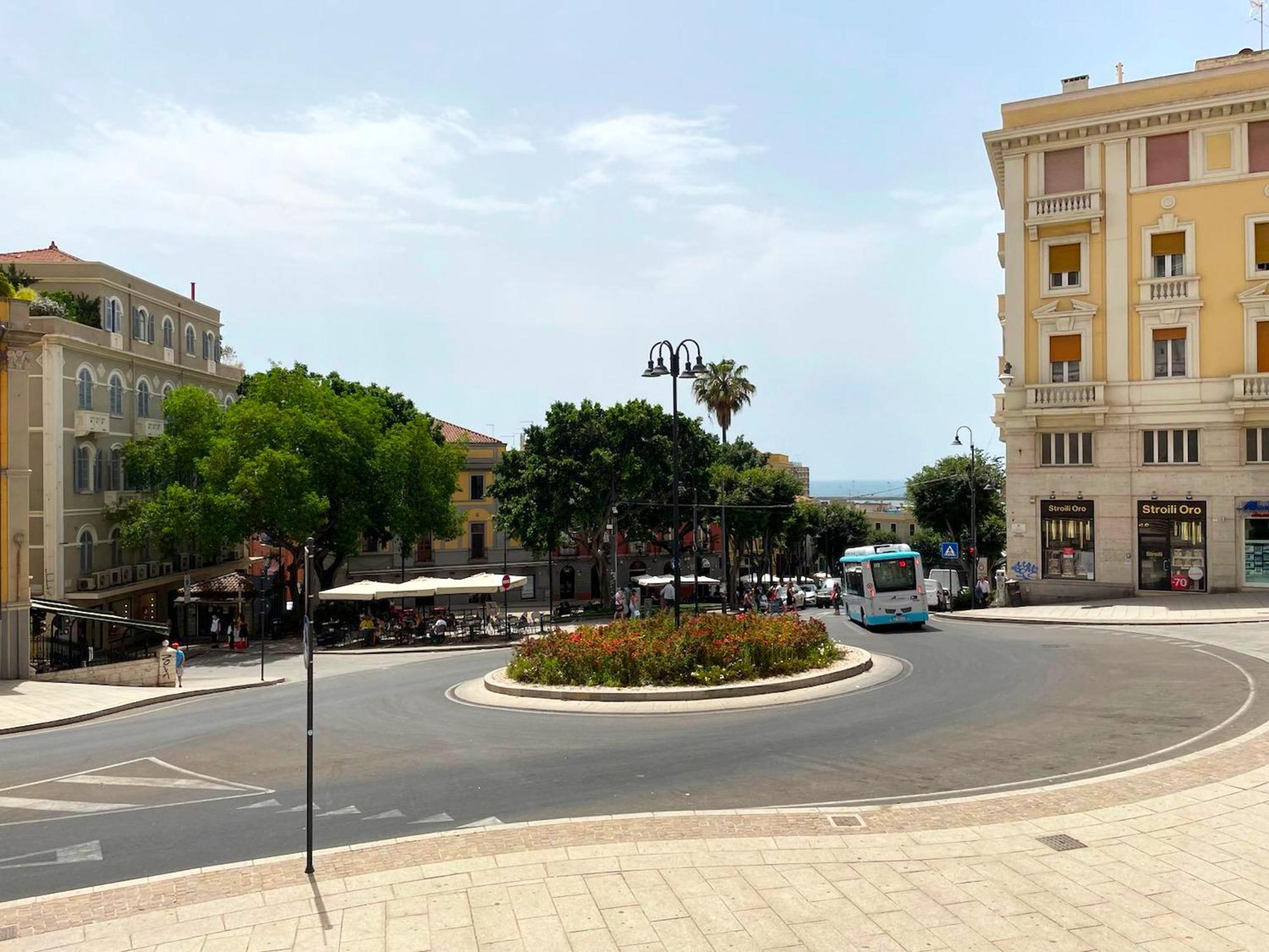Alle Scalette Santa Teresa Cagliari Ngoại thất bức ảnh